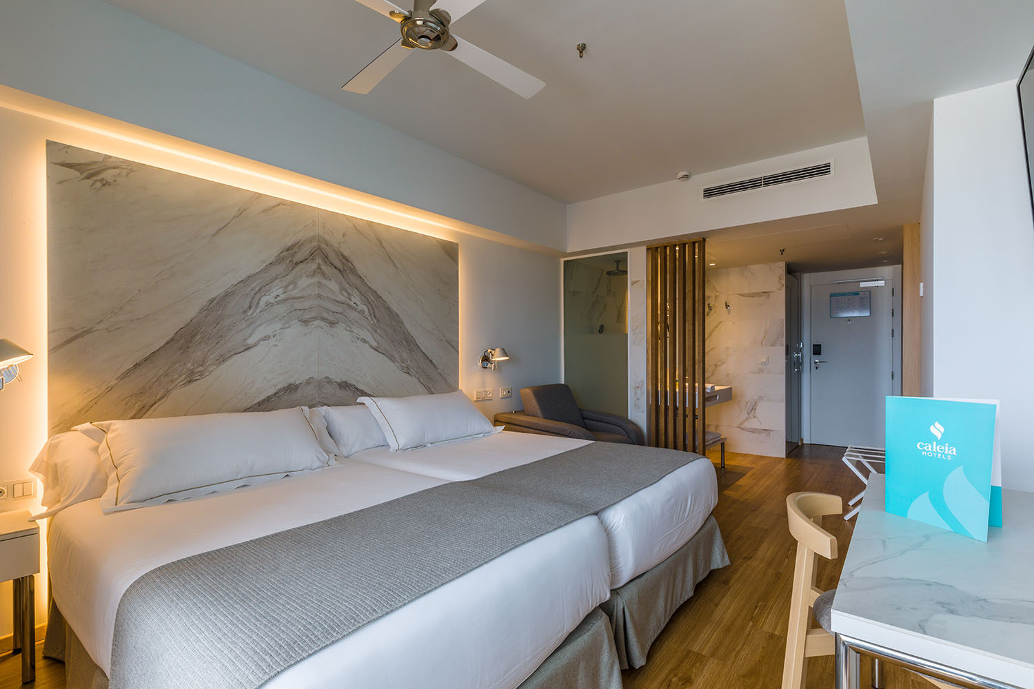 041_alta_CaleiaTalayotSpaHotel Doble Vista Mar Lateral.jpg